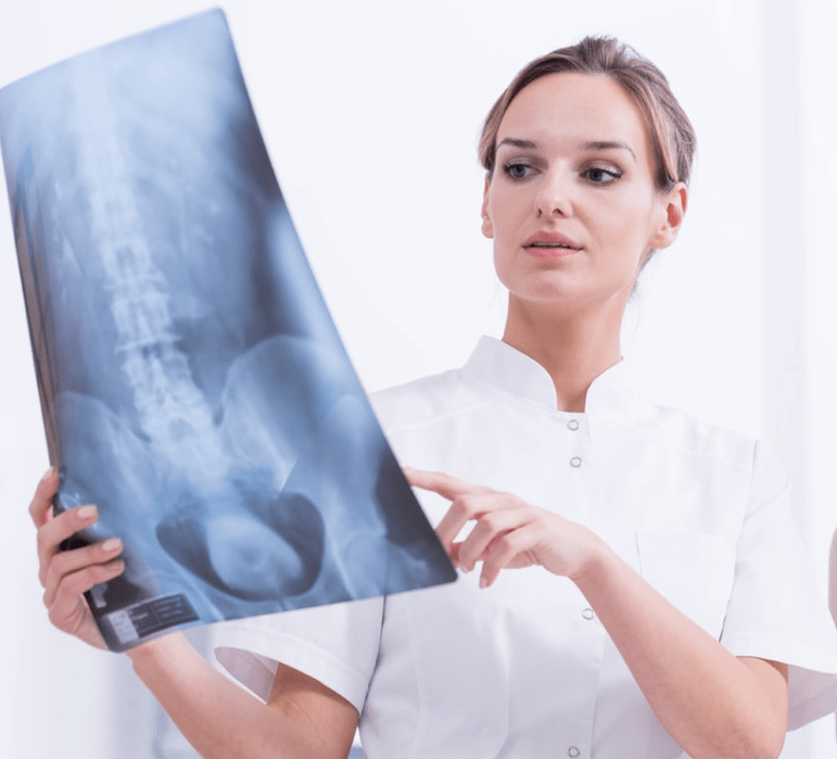 การวินิจฉัย osteochondrosis ทรวงอกโดยการตรวจเอ็กซ์เรย์